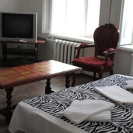 Zebra Apartments Готель *